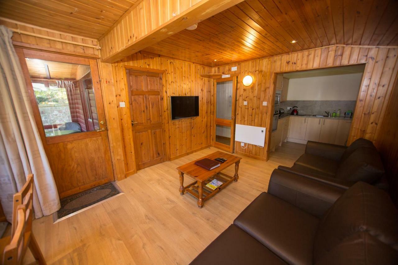 Invercauld Lodges Ballater Exterior foto