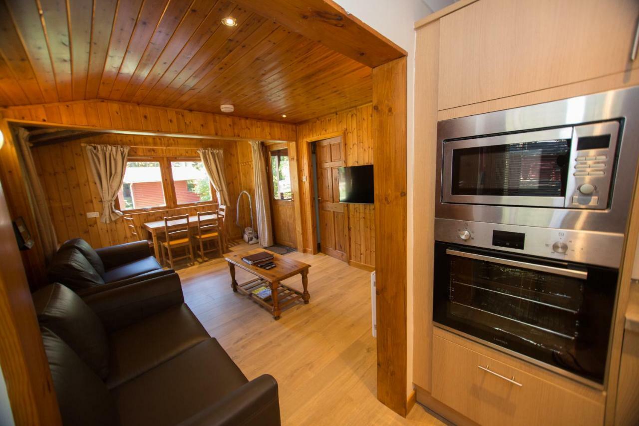 Invercauld Lodges Ballater Exterior foto